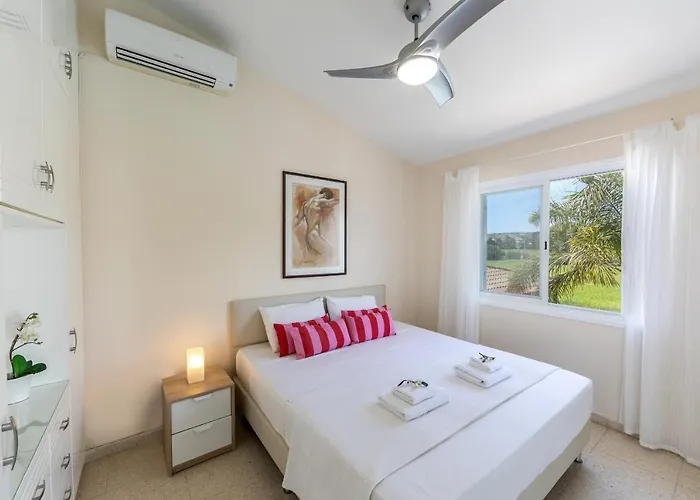 Cape Greco Palm Trees Vila Ayia Napa