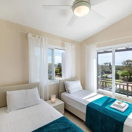 别墅 Cape Greco Palm Trees 圣纳帕