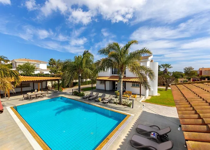 Cape Greco Palm Trees Villa *